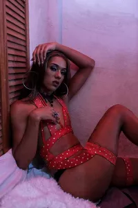 Gabriella Báez