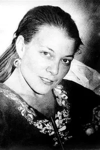 Cynthia Elbaum, Unknown Photographer.